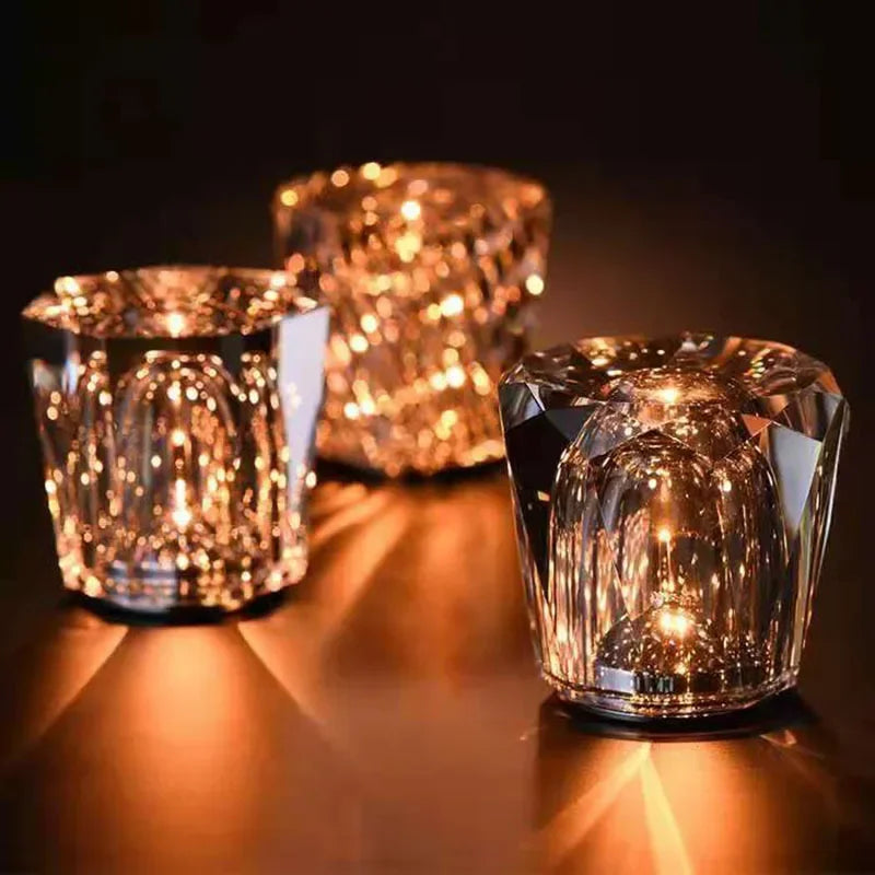 Product Image for USB wiederaufladbare Kristall-LED-Tischlampe – Diamantdesign für Schlafzimmer, Bar und Atmosphärenbeleuchtung, B warmes Licht
