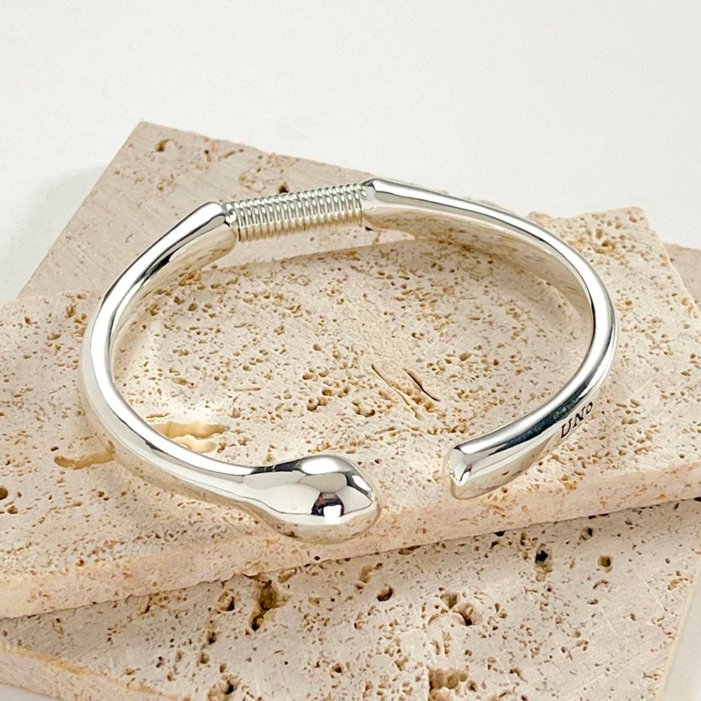 Product Image for U-NO Spanisch Hochwertige Exquisite Mode Heißer Verkauf Lederseilverschluss Herzförmiges Armband Schmuck Kostenloser Versand De 50, UNSL 0112