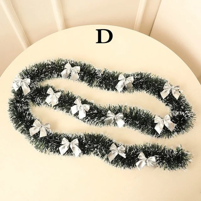 Product Image for Weihnachtliche Girlande – Schnee-Beflockte Deko für Innen- und Außendekoration, D