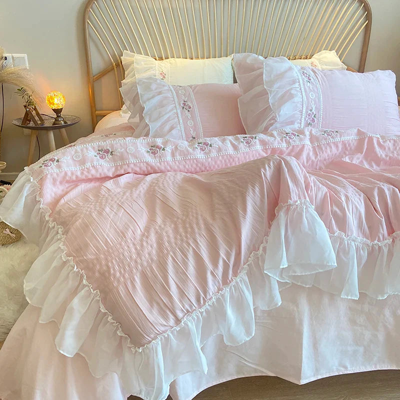 Product Image for Sandsberg | Pink Koreanische Prinzessinnen-Stil Spitze Rüschen Hochzeits-Bettwäsche Set Seersucker Gewaschen Baumwolle Weiches Duvetbezug Set 