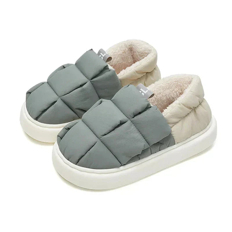 Product Image for Warme Plüschhausschuhe für Männer und Frauen – Flauschige Winterschuhe mit rutschfester Sohle und komfortablem Sitz für zu Hause, Blau-Grau / 42-43