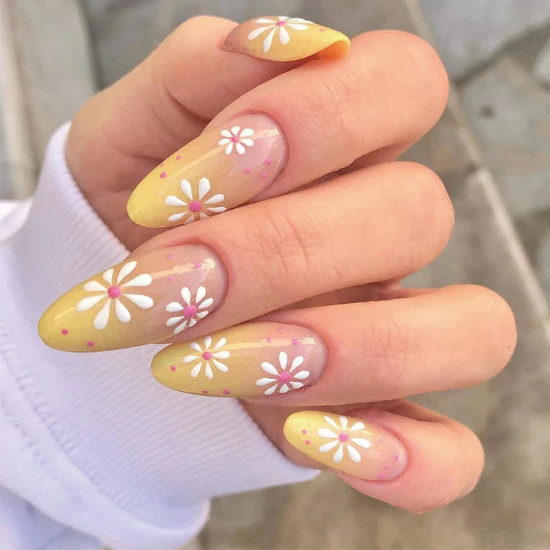 Product Image for Sandsberg | Gelb Kleine Blumen Perle Niedliche Mandel Form Falsche Nägel Einfache Französische Abnehmbare Fertige Künstliche Nägel Zum Aufkleben Mit 