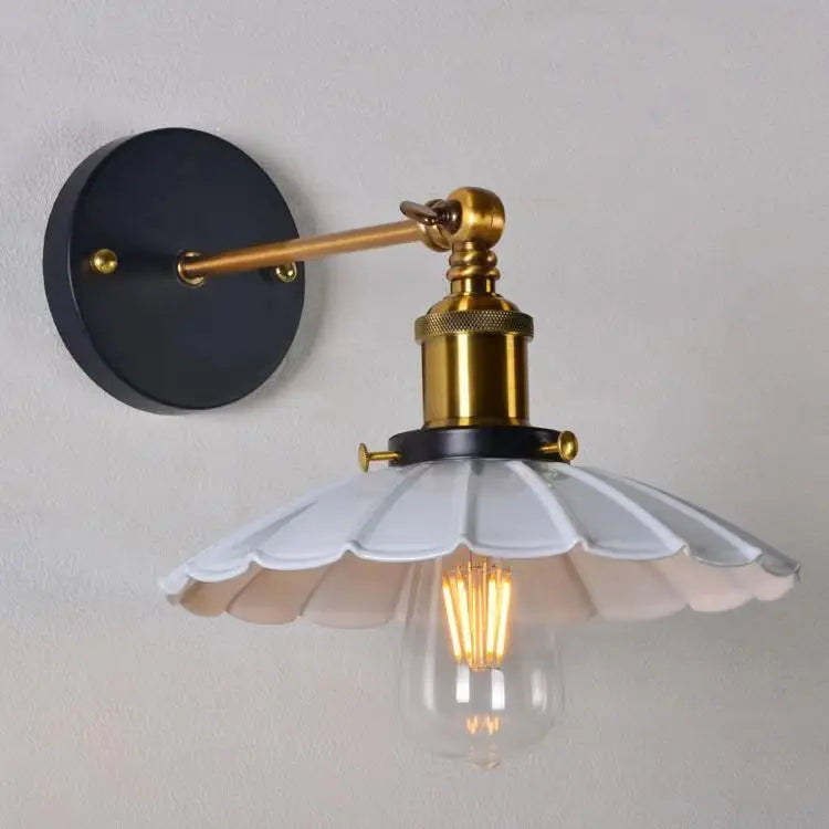 Product Image for Vintage schwarze Wandlampe – industrielle E27 Eisenlampenschirm für Wohnzimmer, Küche und Schlafzimmer, Modell j / Mit 40W ST64 / CHINA