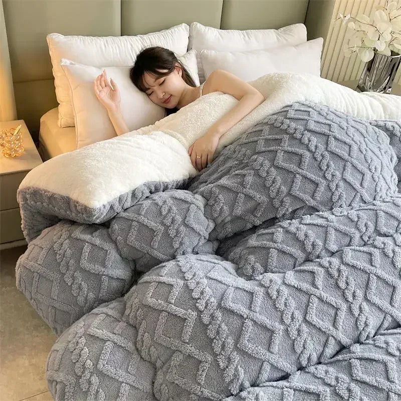 Product Image for Sandsberg Hochwertige Verdickte Winter Warme Bettdecke Künstliches Lamm Cashmere Gewichtsdecken Dickere Wärme Decke Quilt Bettdecke, Grau / 150x200cm 