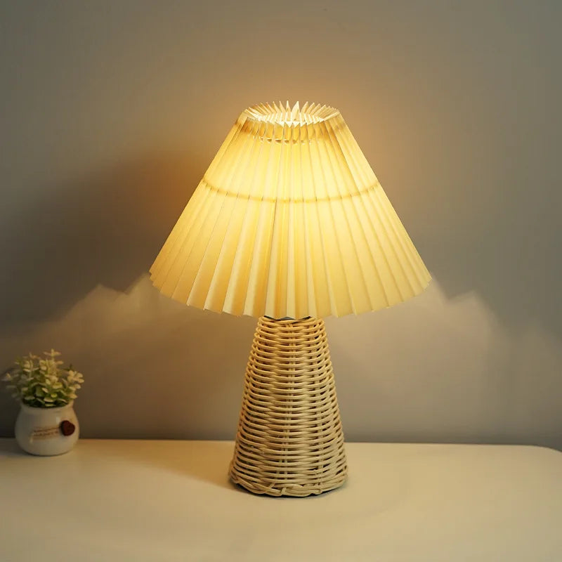 Product Image for Vintage Faltbare Tischlampe - Rattan LED Tischlampe für Wohnzimmer, Studie und Nachttisch, A2 / USB-Modell