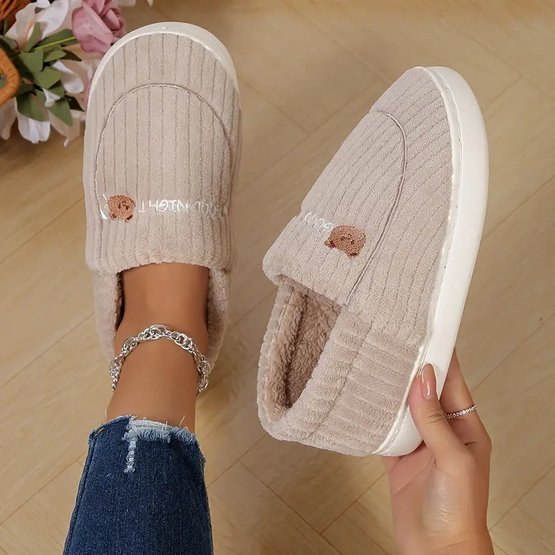 Product Image for Weiche Sohle Gemütliche Slip-On Hausschuhe, Rutschfeste Plüsch Hausschuhe, Creme & Braun / 9.5