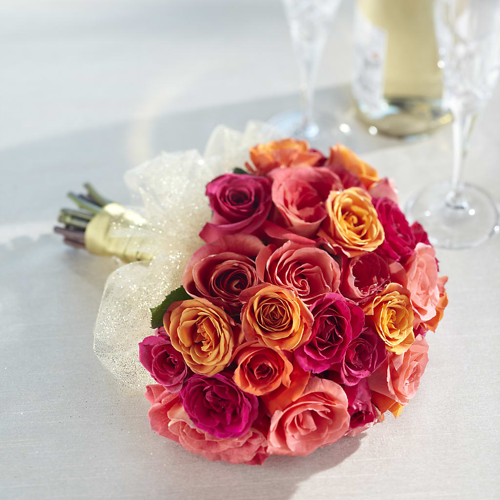 Sweet Roses Bouquet - Mossholders Floral product image