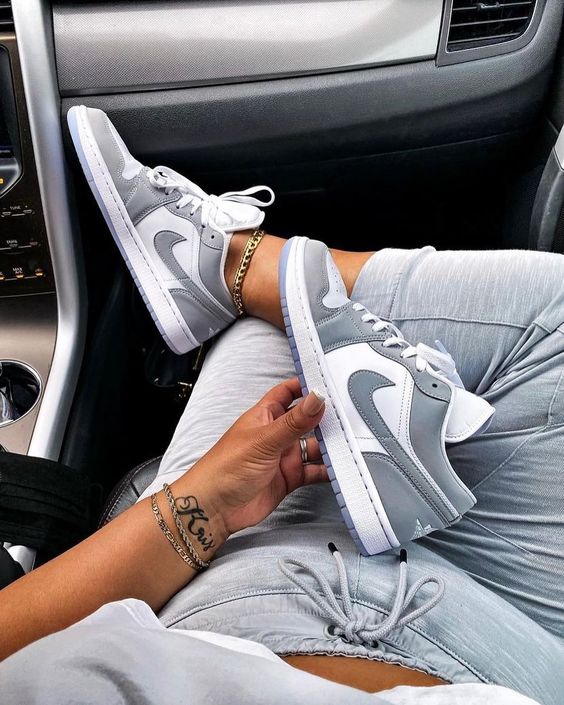 jordan 1 low wolf grey on feet