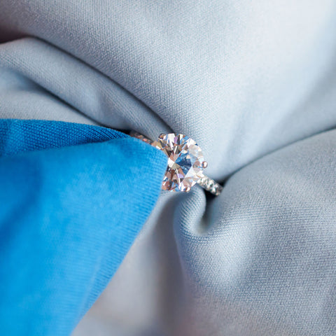 Protect your jewelry by cleaning it with a soft cloth to protect precious gemstones. 