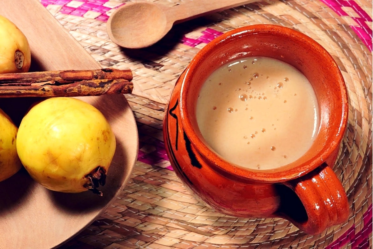 ATOLE DE GUAYABA CON AVENA – Brotó