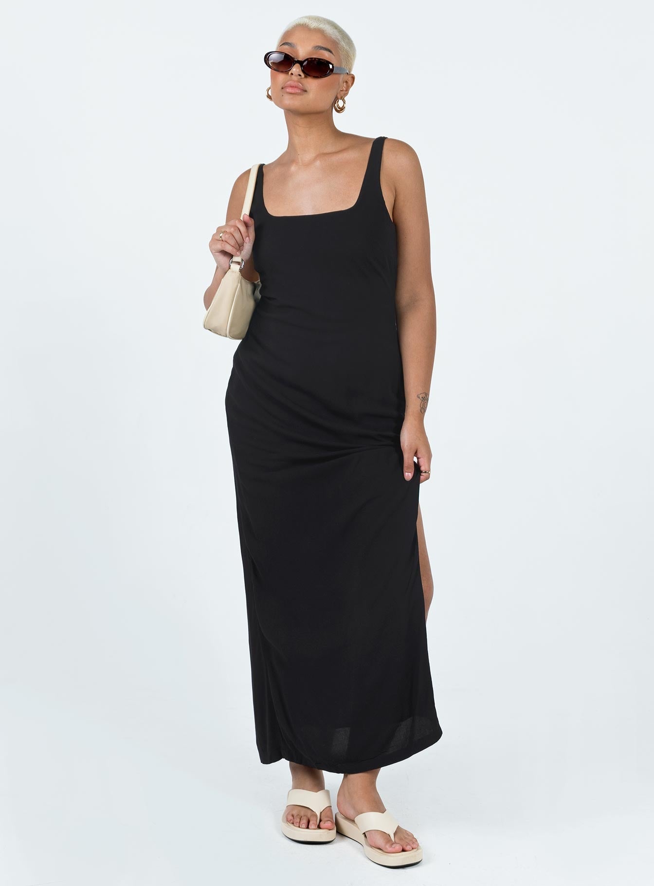 Shanaeya 90s Maxi Dress Black