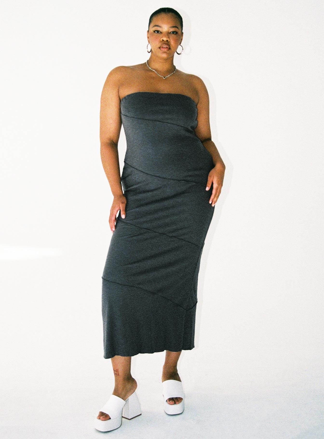 Oscar Midi Dress Grey Curve