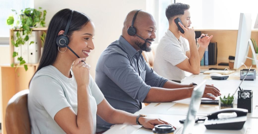 VoIP Headsets for Cloud Phone Communication – Enhance Business Connectivity