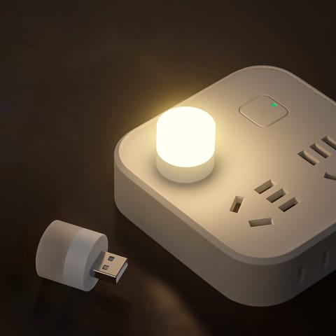 Mini Lâmpada com Plug Usb Portatil