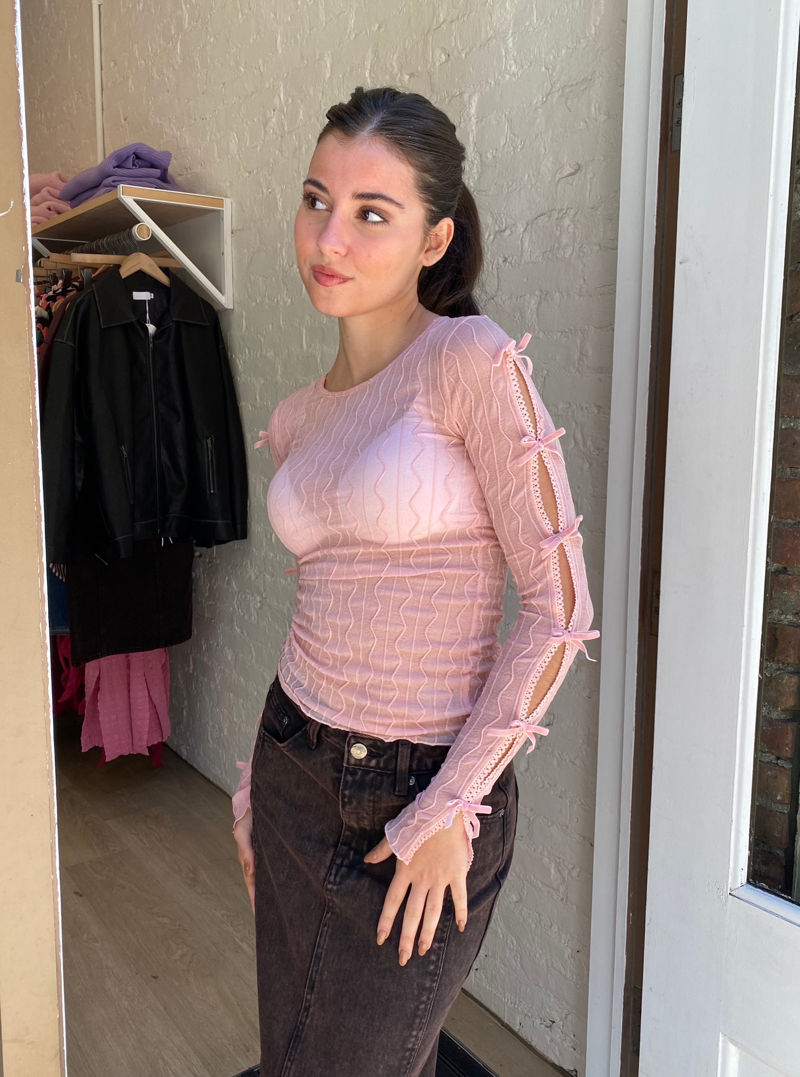 Ross Bow Mockneck Top in Icy Pink
