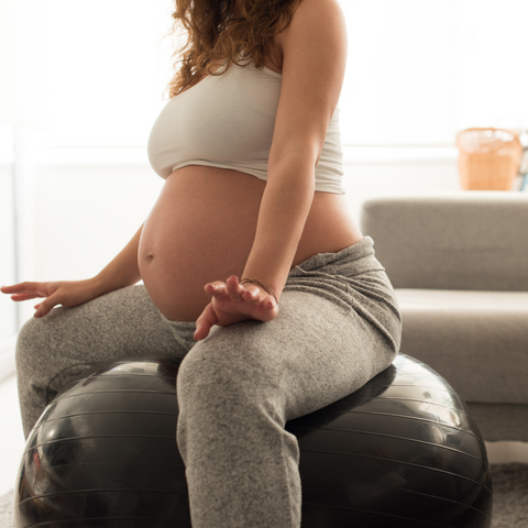 Exercise for pregnancy. Safe pregnancy exercises. Exercise ball. Maternity. Labour.