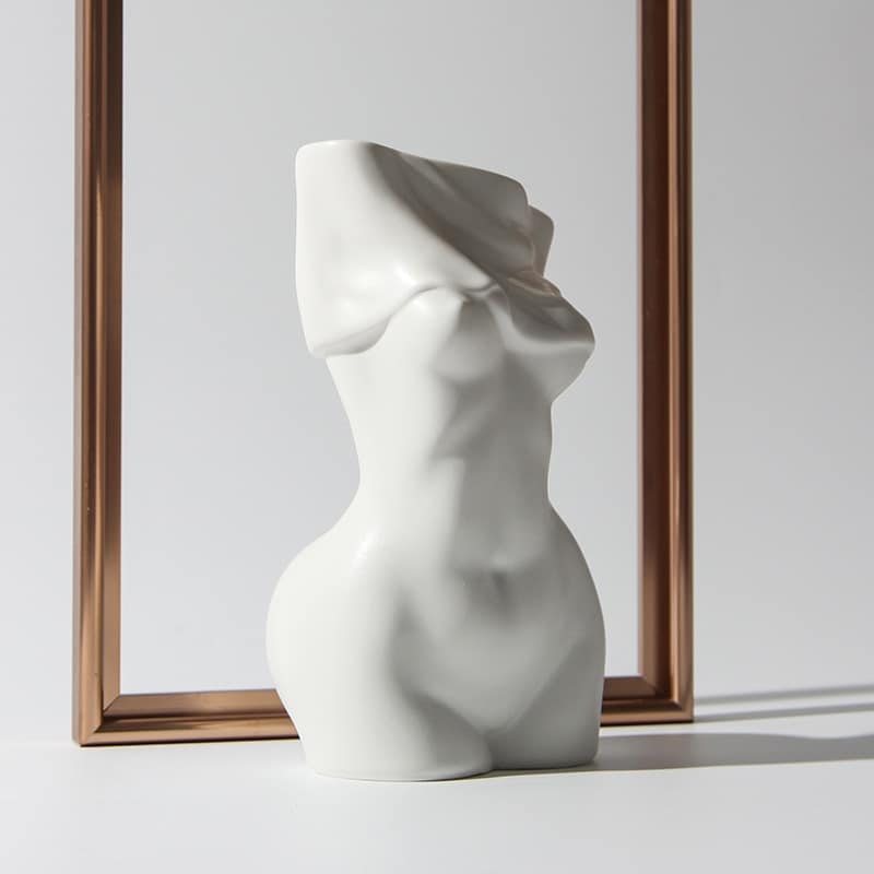 Nude woman bust vase