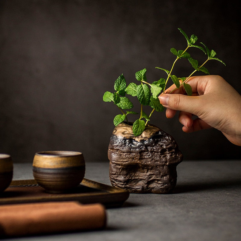 Small minimalist Japanese vase