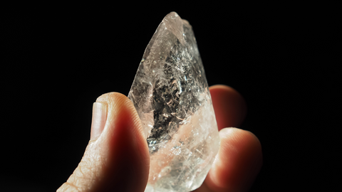 clear quartz, clear quartz crystal, crystals for beginners