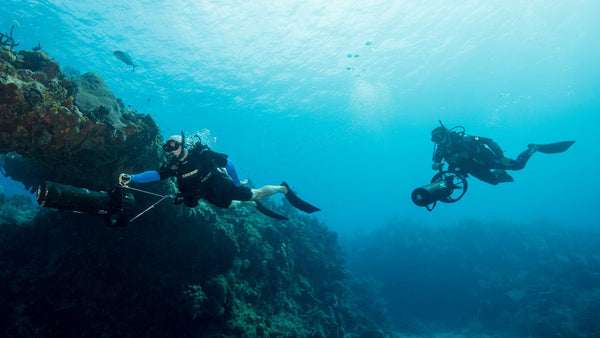 buzo-propulsión-vehiculo-especialidad-padi-curso-koh-tao