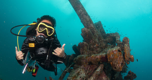 PADI female Dive Instructor