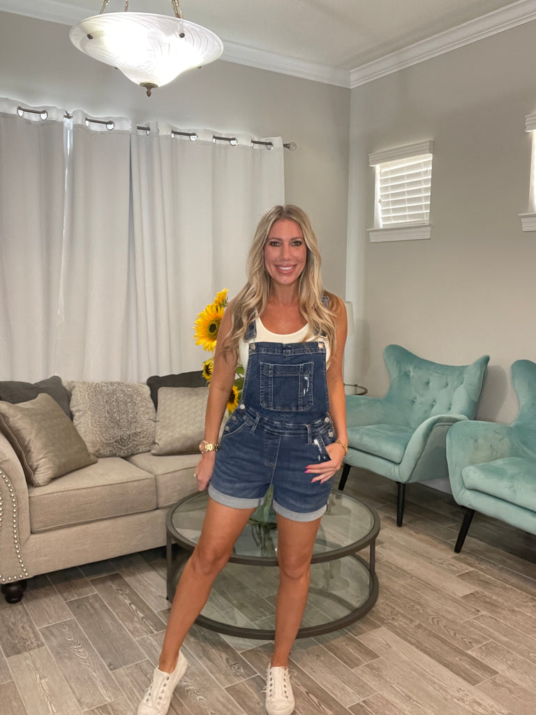 Judy Blue Light Wash Overall Shorts – Simply Simpson Boutique