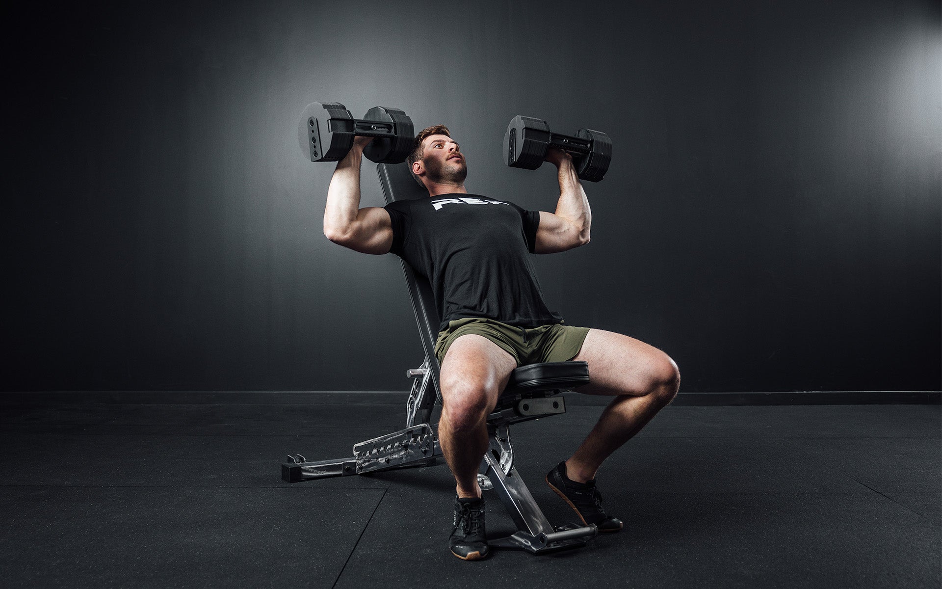 Usage 4: Dumbbell shoulder press