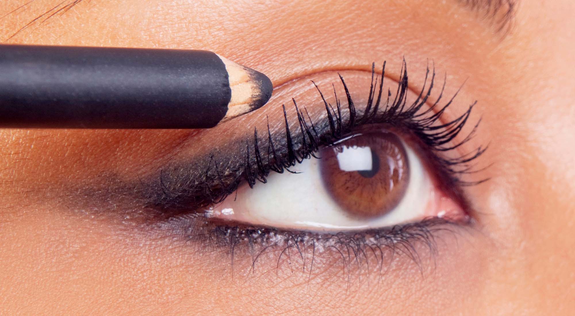 How to Wear Waterline Eyeliner – 100% PURE