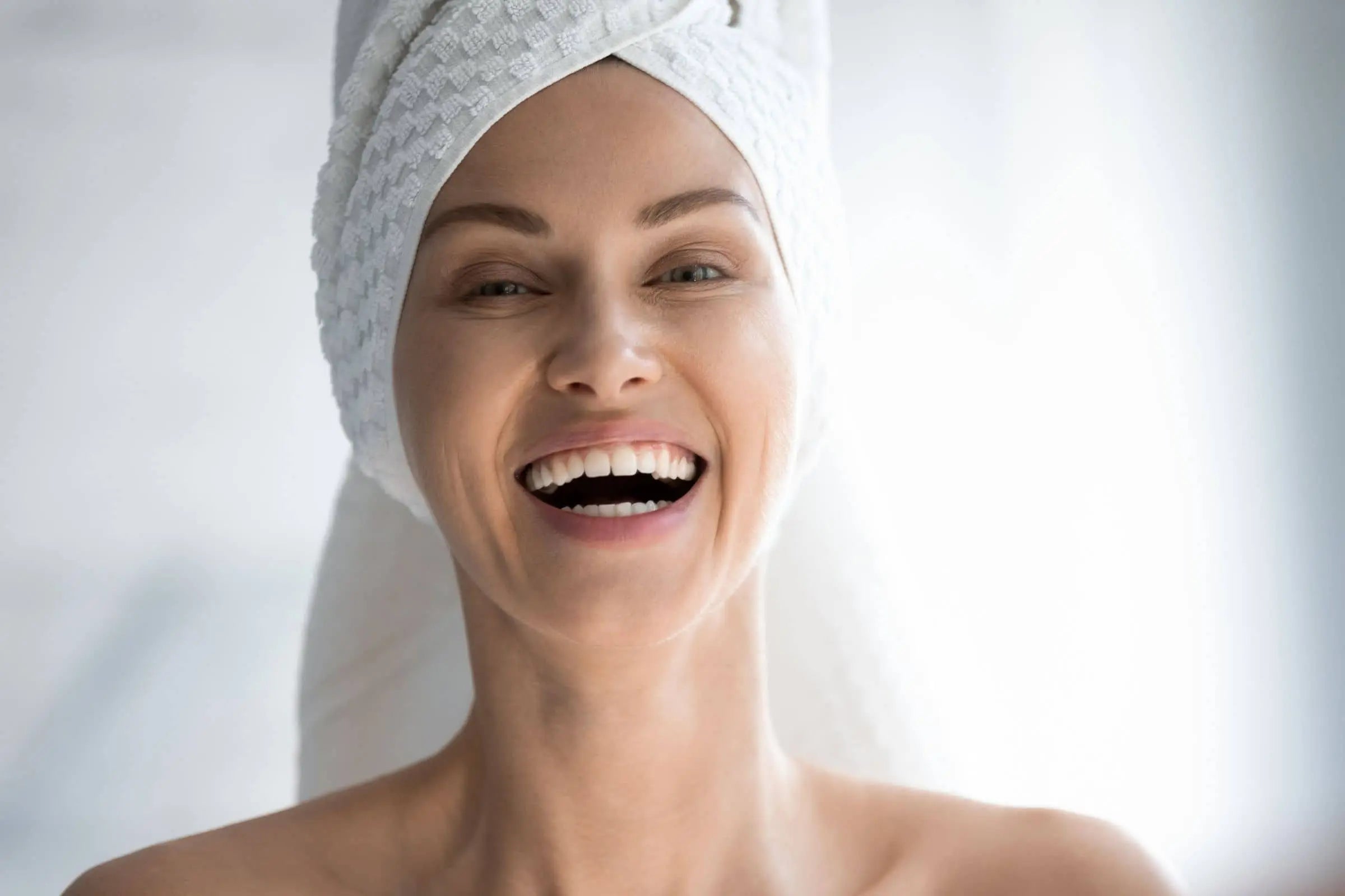 Cover Photo 100% PURE Unlocking the Secrets of Antioxidant-Rich Skincare