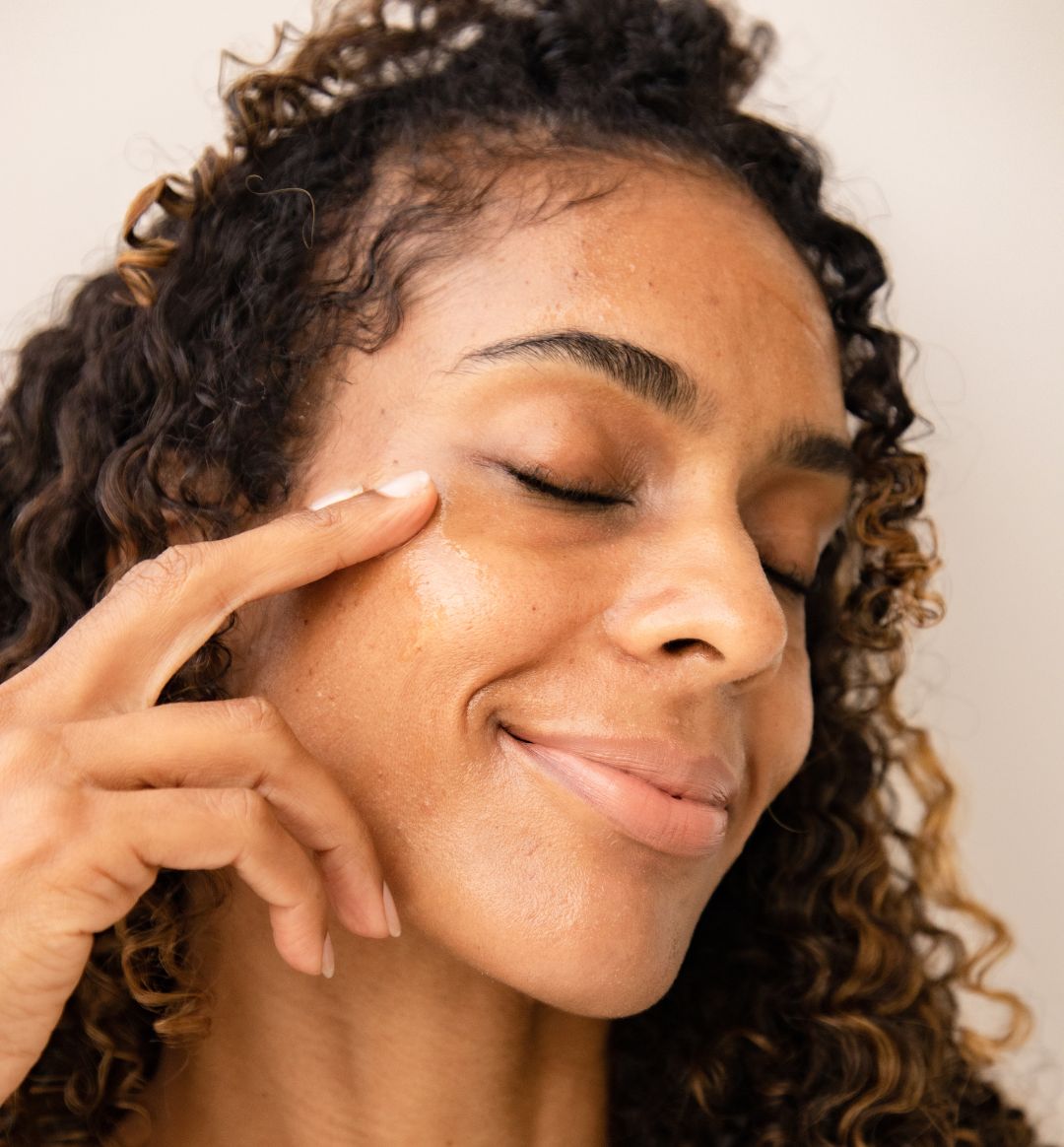 Woman_with_hydrated_skin