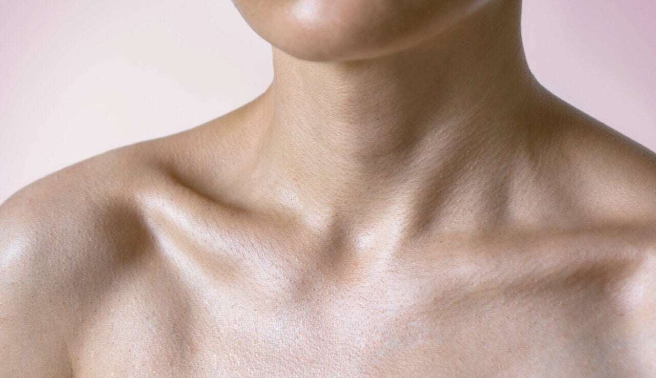 decolletage.jpg