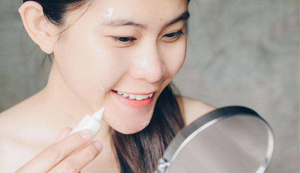 The & Don'ts of Acne Spot Treatments – 100% PURE