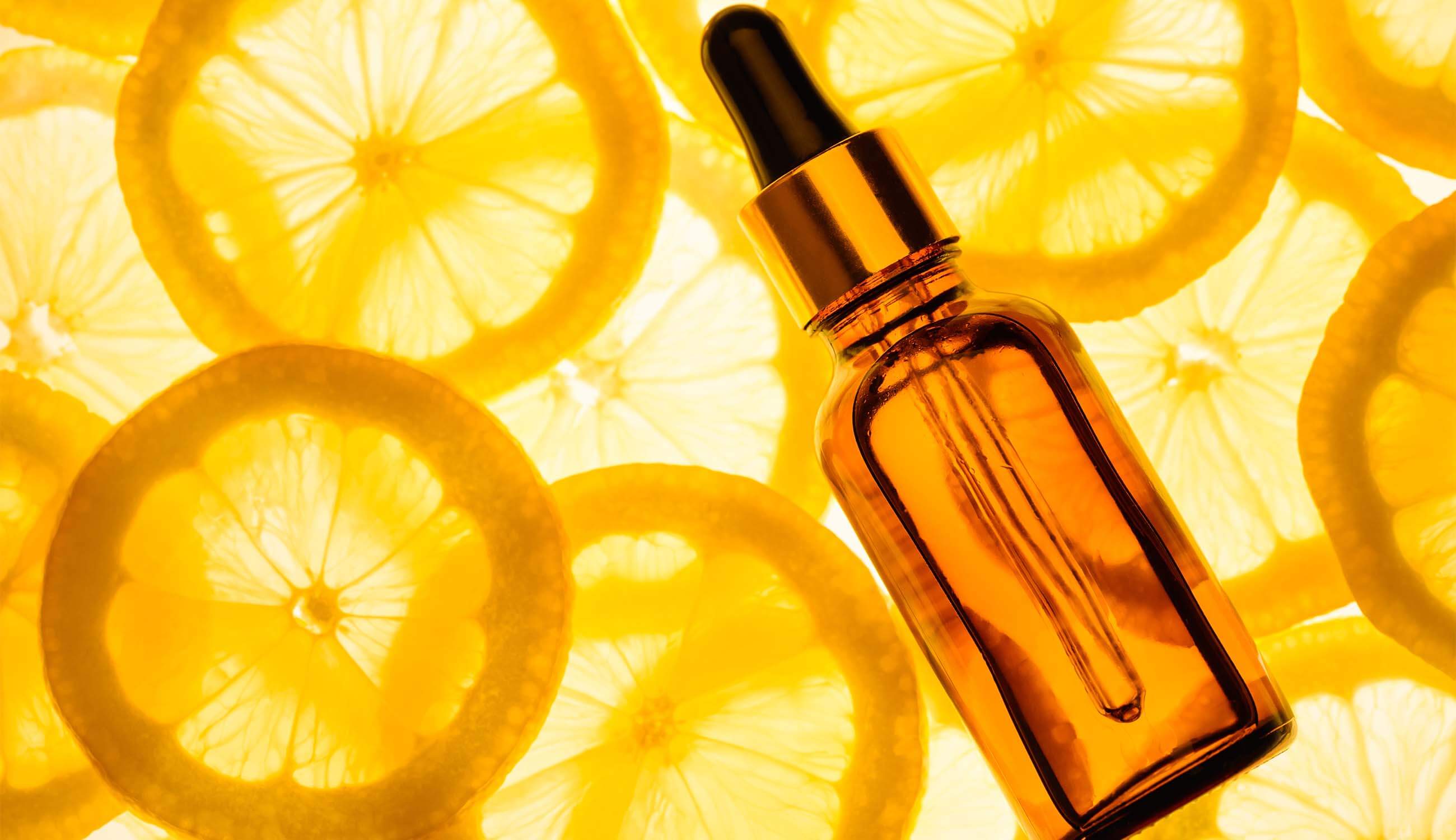 How Do Vitamin C Oils Compare to Serums? – 100% PURE