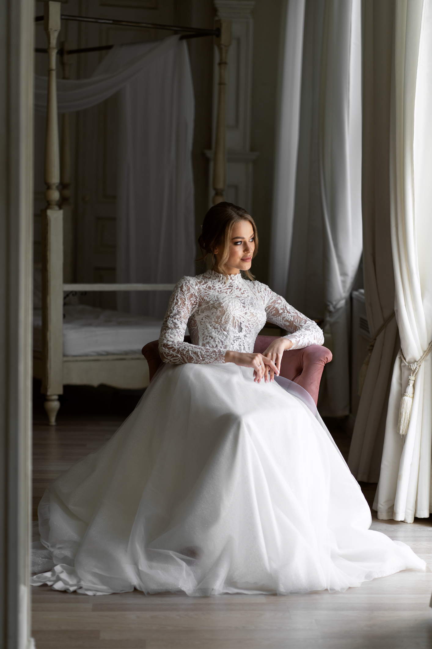 Turtleneck wedding dress with long sleeves and A-line skirt