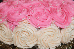 Cake roses white and pink