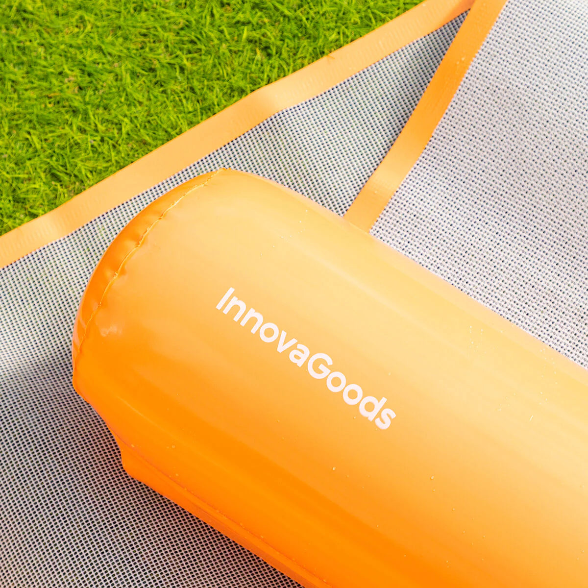 Floating hammock Pulok InnovaGoods in an outdoor setting