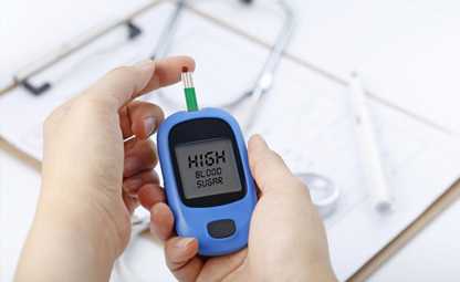Checking high sugar levels with a glucometer