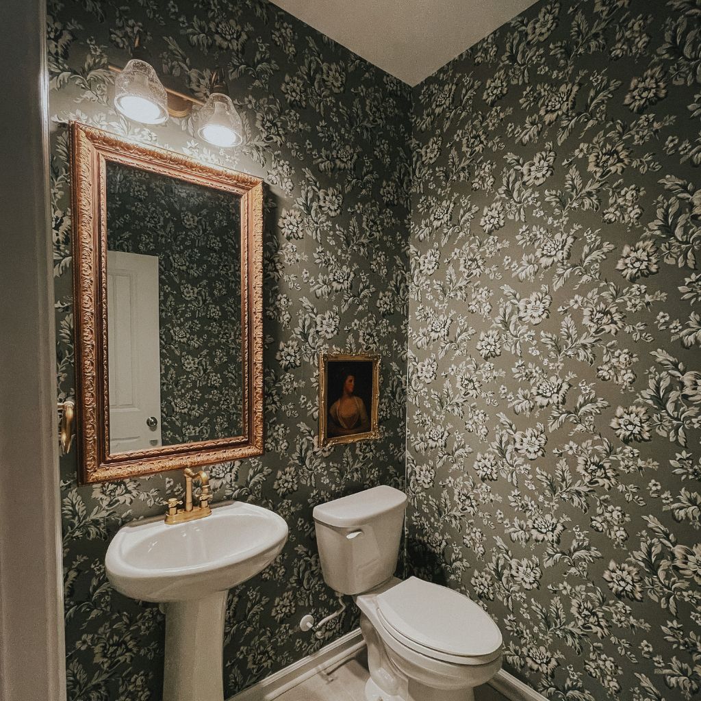 wallpaper bathroom