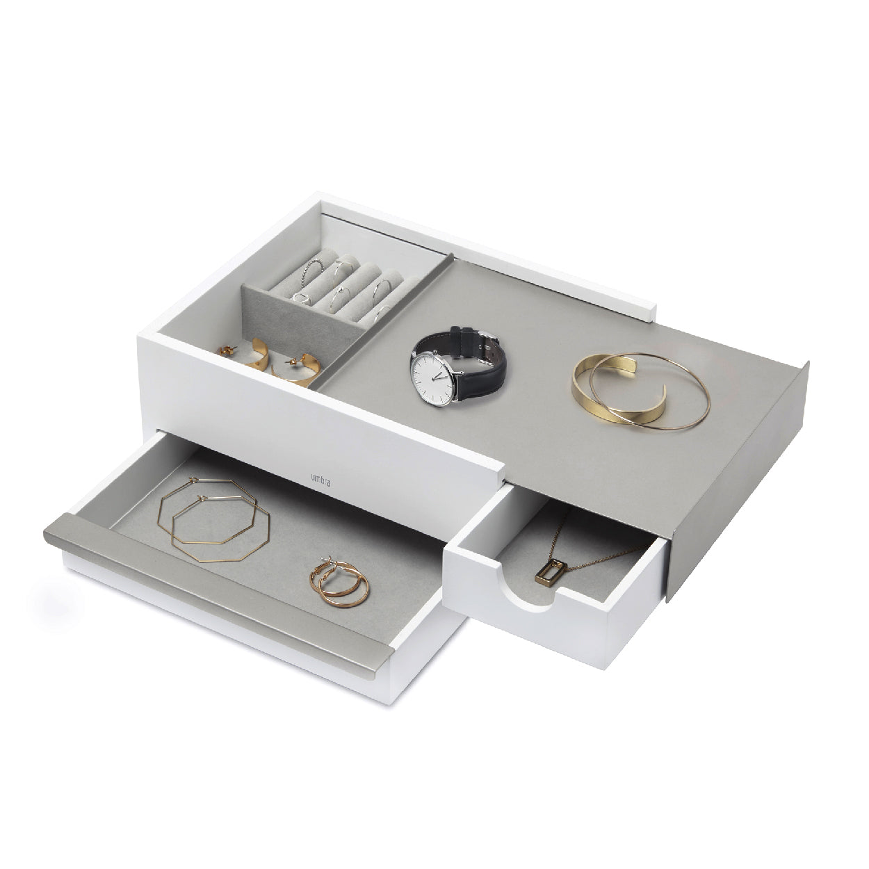 Jewelry storage