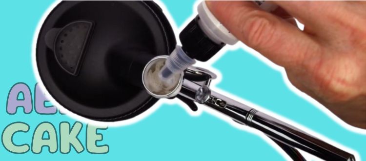 airbrush cleaning with water