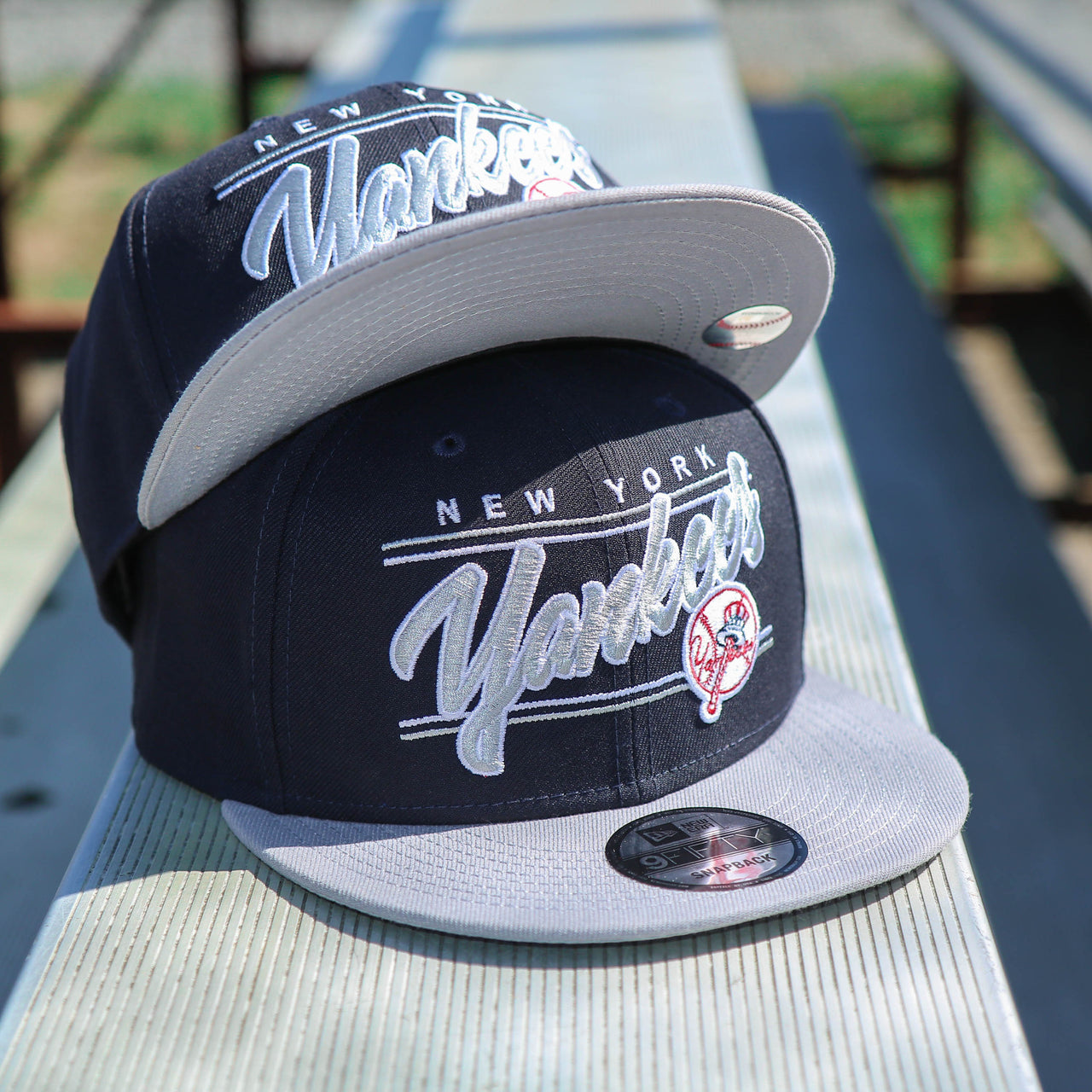 New York Yankees "Team Script" College Bar Style 9Fifty Snapback Hat | Vintage Logo, Navy/Gray