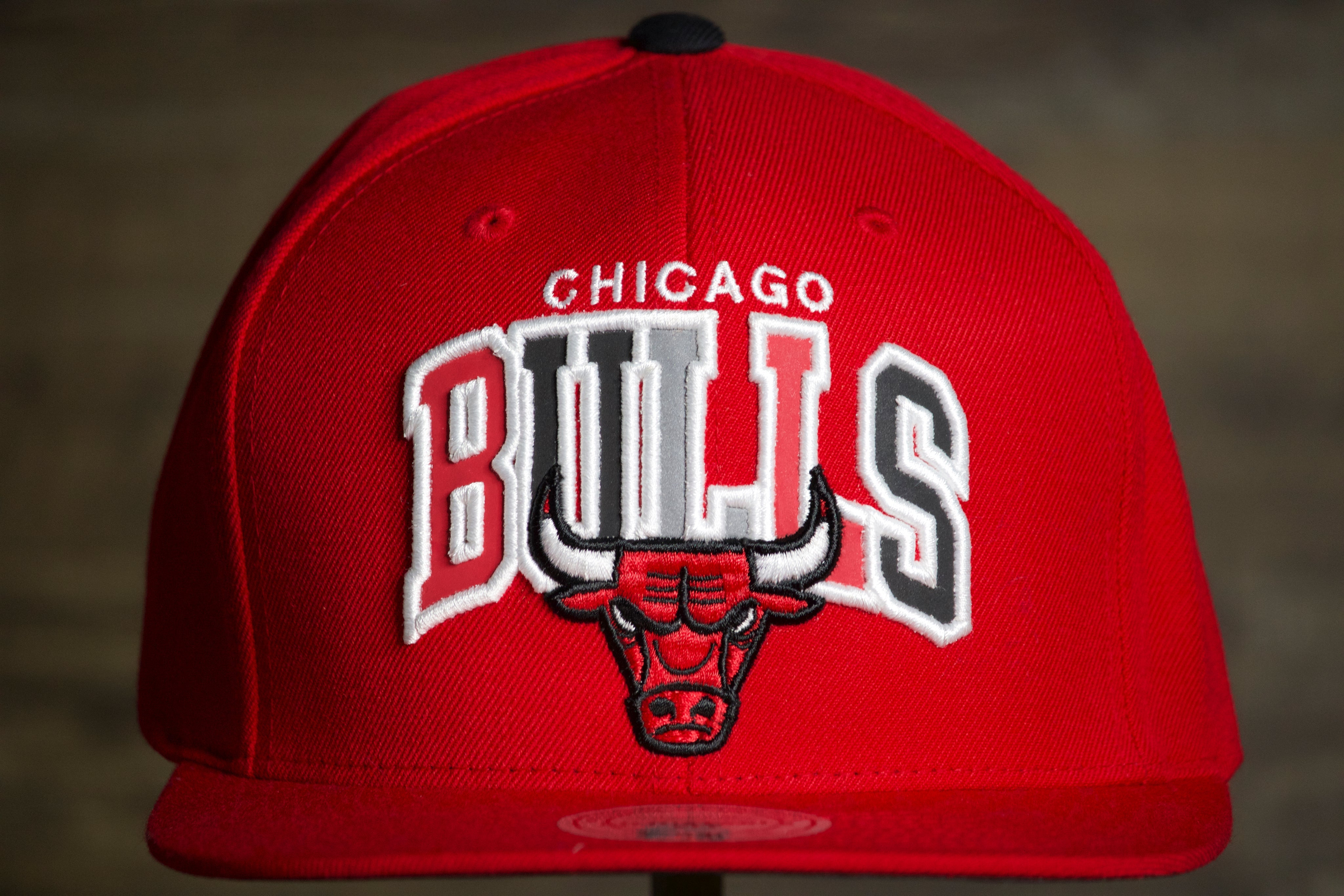 chicago bulls snapback red