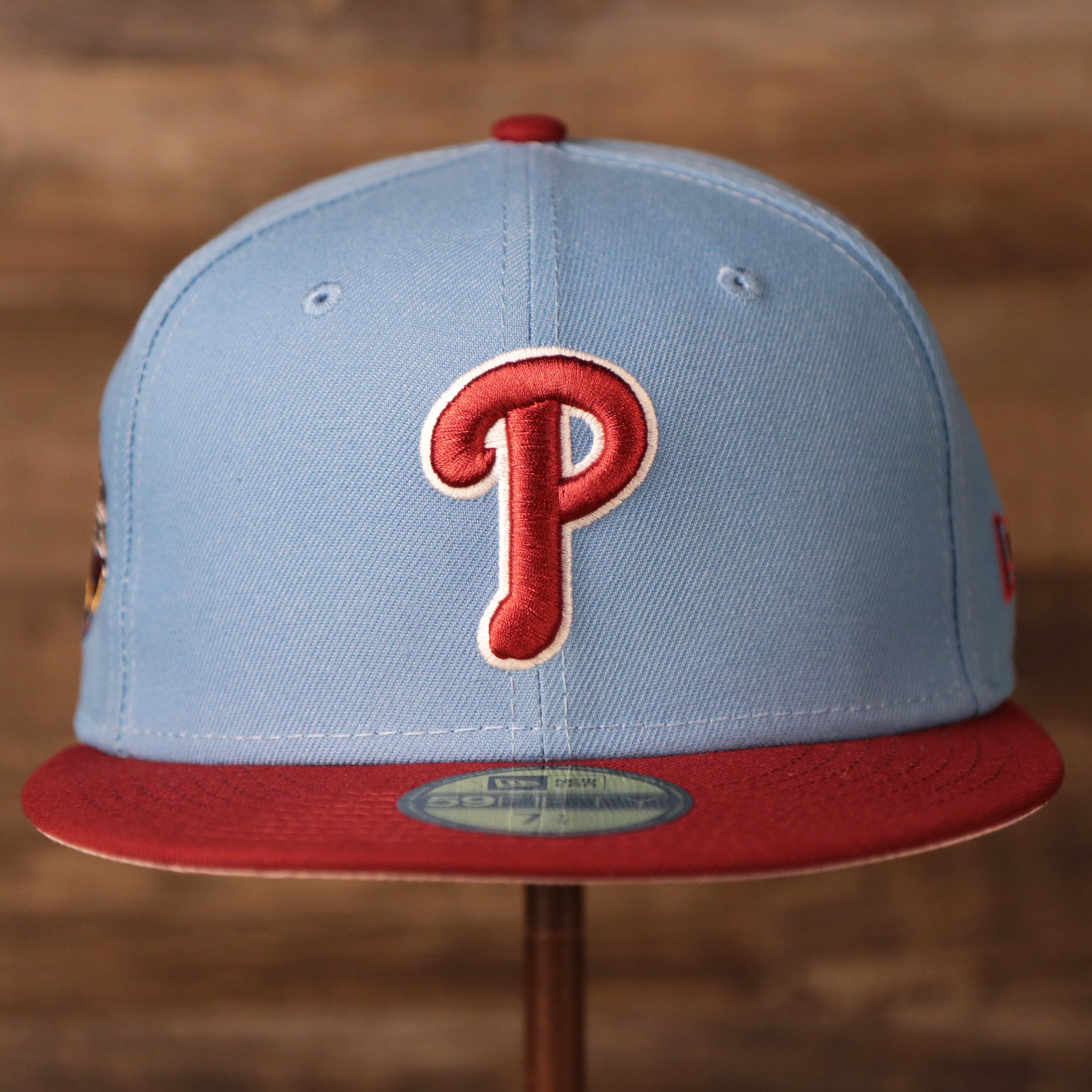 phillies pink brim