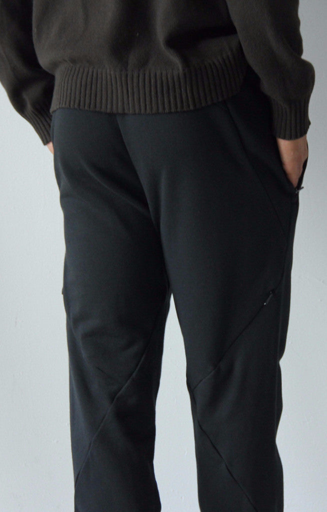 Nomad - Knit Pant in Black