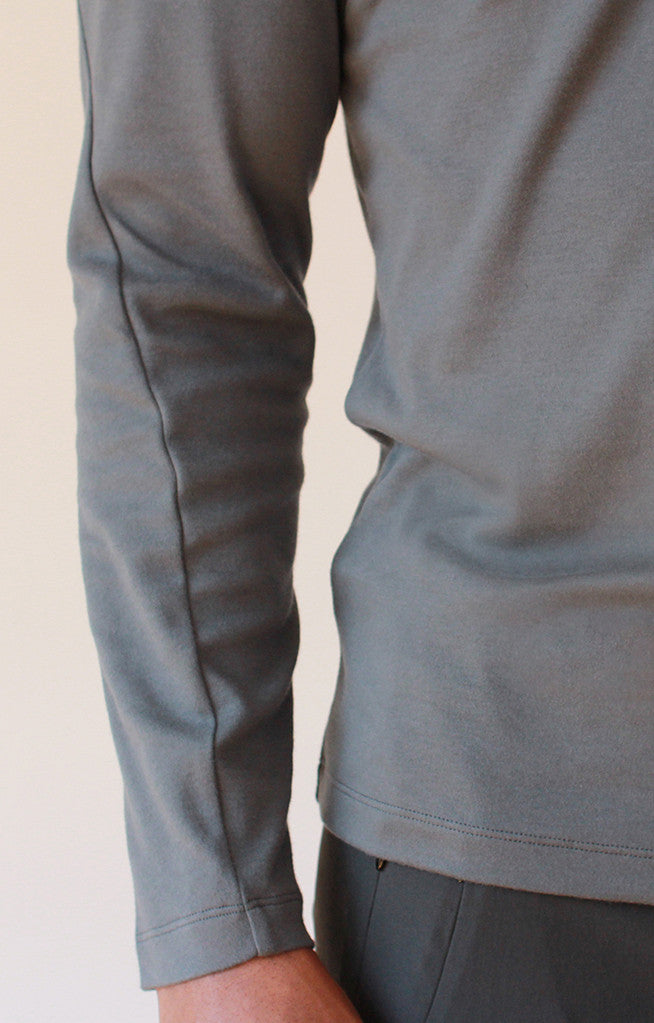 Unbounded - Zip Pocket Long Sleeve in Gray