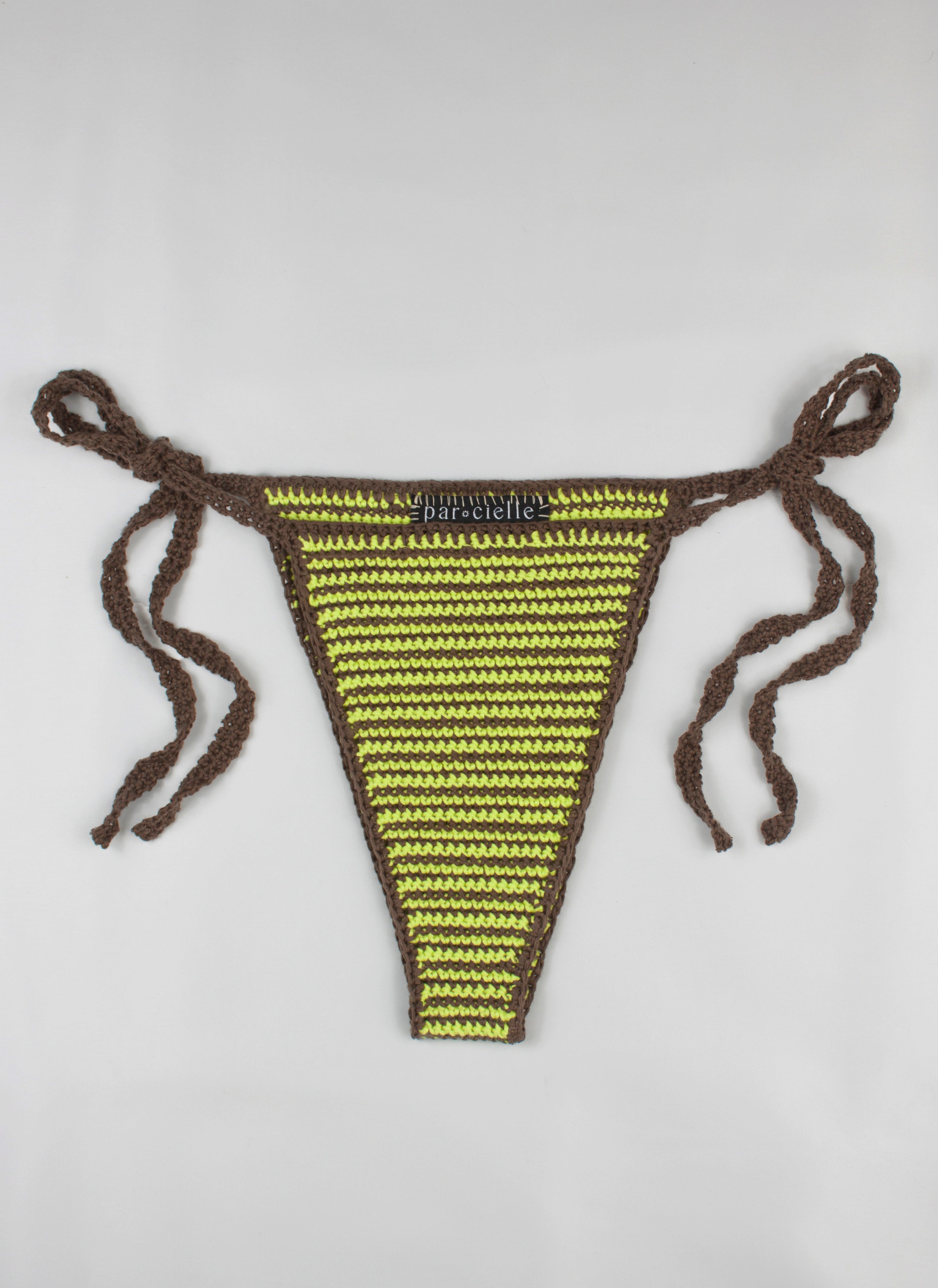 Se SWIRLY BIKINI BOTTOM LIME - XS hos Studio Stars