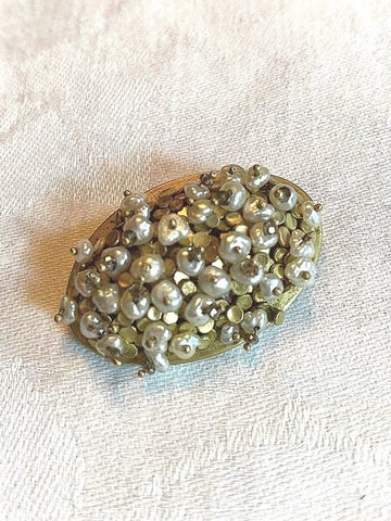 Romilly Saumarez Smith brooch, studded with pearls - Juraster