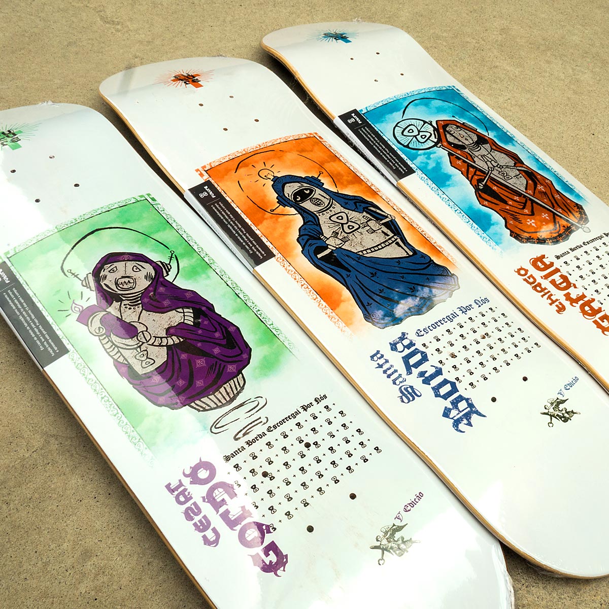 Série Future Skateboards Shapes Marfim Santa Borda