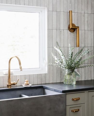 Kitchen Subway Tile Backsplash vetrically Montreal Tile Grifon