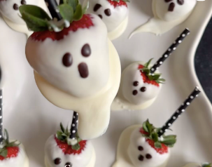 Chocolate strawberry ghosts